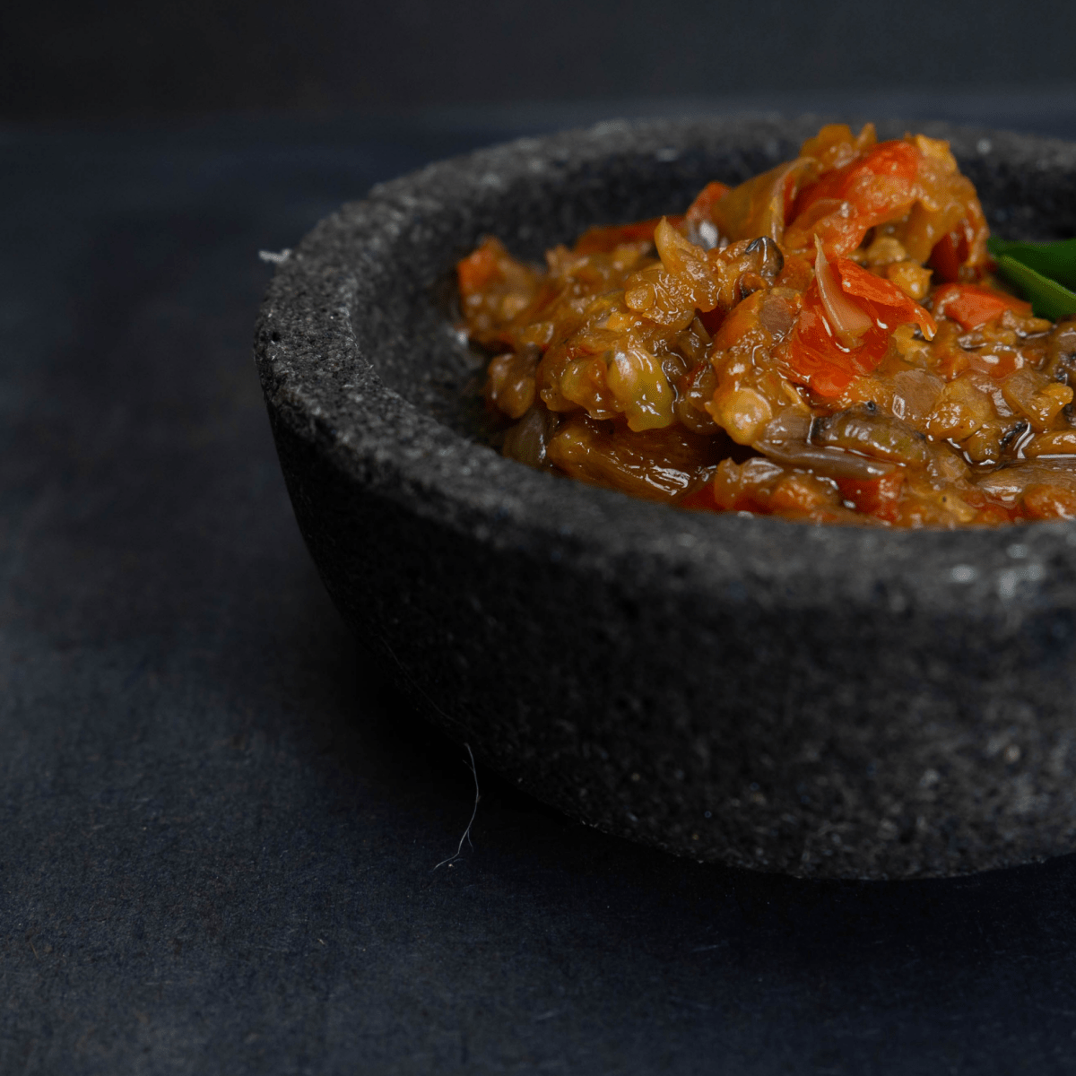 Oma Sambal Ui Knoflook - Golden Nuts