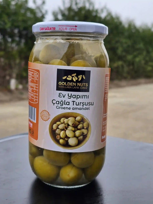 Groene Amandel Tursu - Golden Nuts